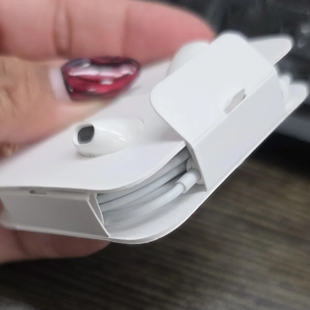Apple White Wired Earbuds